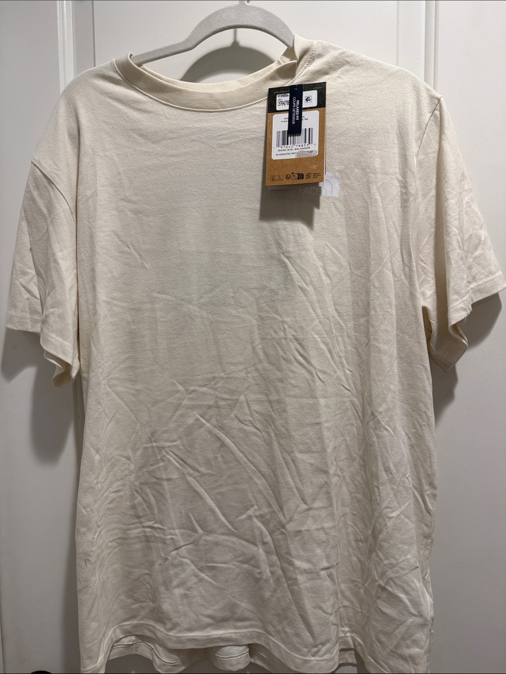 NWT The North Face Woman’s Short Sleeve Crew T-Shirt in Cream